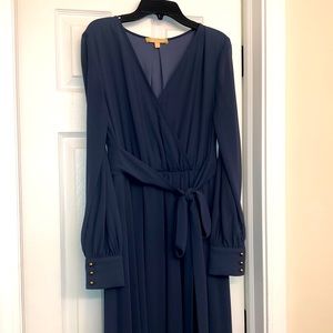 Women size small navy blue chiffon dress - flowy and very long